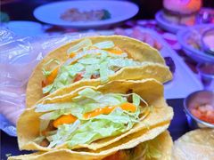 -鲨鱼美式餐厅酒吧Sharky