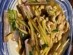 -蚝美人·生蚝海鲜烧烤(茶花园店)