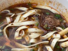 -黃牛牛肉面馆
