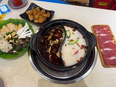 -钢管厂五区小郡肝串串香火锅(梅川路店)