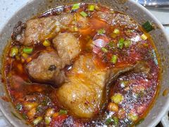 -肖肖酸萝卜鱼火锅(总店)