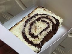 白巧克力瑞士卷-Awfully Chocolate(来福士广场店)