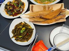 -鸭绿江海鲜烧烤大排档(杏林街店)