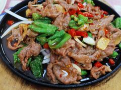 铁板牛肉-洪霞餐馆