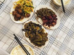 -尹记餐馆(花园店)