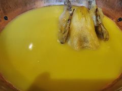 -鲜入围煮花胶鸡海鲜火锅