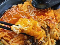 -龙记桂林米粉(财满街店)