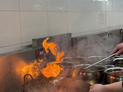 -辣螃铠盆盆蟹大排档(海昌店)