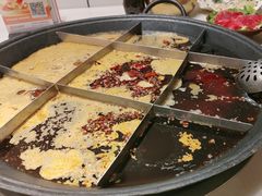 -岗上渣渣老火锅(两路口店)