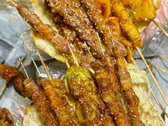 -卞二小串·鹤岗烧烤·坑烤(永定路店)