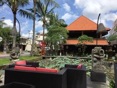 -Pundi Pundi Restaurant