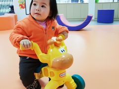 -小门牙好性格托育(北外滩中心)