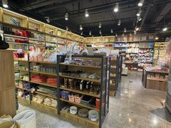 -雨丝书店(综合商业楼店)