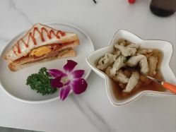 -东方爱堡国际月子会所·产后康复(兴化店)