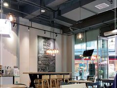 大堂-HELLO 27 意面·沙拉·帕尼尼