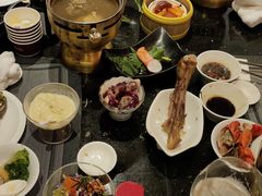 -半岛翡丽海鲜自助餐厅(观风亭店)