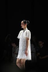 -Renee芮亦婚纱(原丽莎)