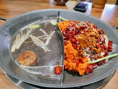菌汤鸳鸯锅-楠火锅(葫芦岛飞天广场店)