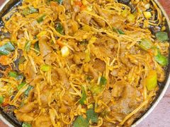 石板酸菜煎牛肉-冷大厨灌汤包
