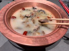 -阿婆情腊排骨火锅·野生菌季(古城旗舰店)