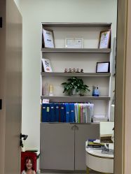 -苗方清颜专业祛痘·皮肤管理