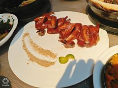 玻璃脆皮乳鸽-朴墅(西湖青芝坞店·杭帮菜·家宴.14年的店)