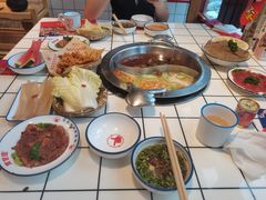 -喜悦小串丹东小黄牛海鲜烧烤大排档(民主广场店)