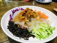 -方国老头包子·39年威海本地老字号•小船海鲜疙瘩汤