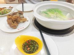 -泉福居酱骨头自助广场(南大街商业步行街店)