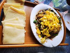 煎饼四合菜-龙香居海鲜浑锅家常菜·特色驴肉