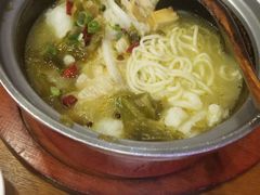 -周鱼小馆石锅酸菜鱼(活力汇店)