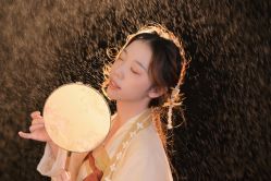 -汉仪华裳汉服馆(打浦桥店)