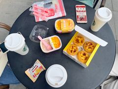 -星巴克(西安曲江银泰店)