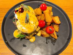 炖牛肉班尼克蛋-UPPER KITCHEN(延安路店)