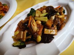 十八罗汉-功德林素菜饭庄(前门店)