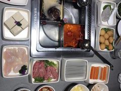 -海底捞火锅鲜切牛肉主题店(长寿路店)