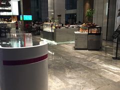 -飨食汇全日制餐厅·昆山皇冠假日酒店(九方店)