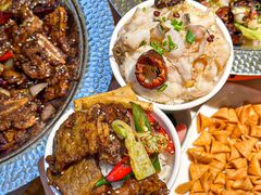 -小鱼小牛(世欧广场店)