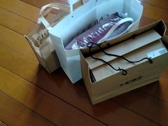 -UGG(燕莎奥特莱斯购物中心店)