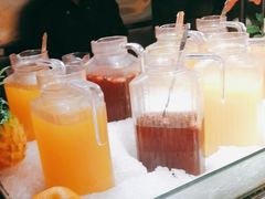 -领鲜活海鲜榴莲自助火锅(东门店)