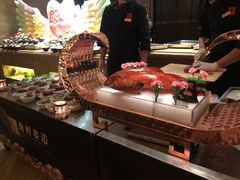 -雍和会海鲜姿造自助(湖东路店)
