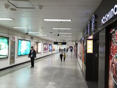 -全家便利店(上海南站站店)
