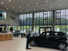 -上海普陀宝诚MINI4S店(红柳路店)