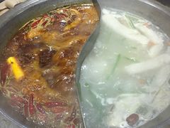 -宽板凳老灶火锅(南礼士路店)