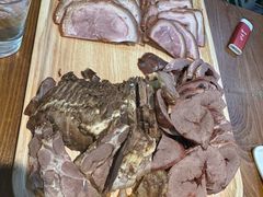 -老天桥酱肉烧饼夹肘子(天桥店)