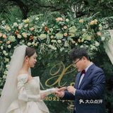 端庄大气的缎面婚纱→女王气场