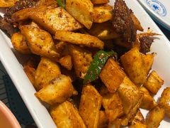 馕丁炒烤肉-楼兰古丽·新疆拌面·清真(华阳城店)