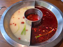 -佬土鹅肠火锅(解放路店)