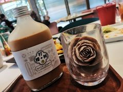 冠军玫瑰冰奶茶-柠檬树茶餐厅(海雅缤纷城店)