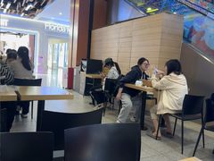 -麦当劳(GOGO新天地店)